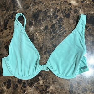 Underwire Roxy Bikini Top